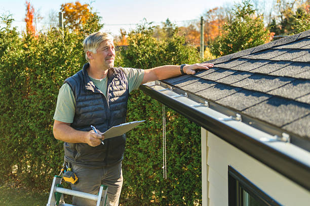 Professional Metal Roofing technician working in Olive Branch, MS